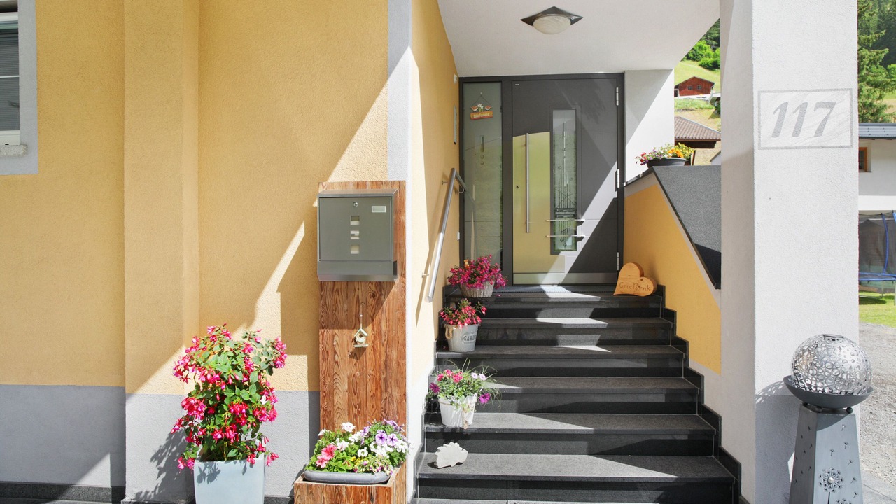 Photo of Outdoor in See