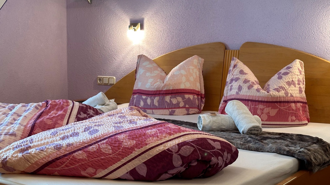 Photo of Bedroom in See