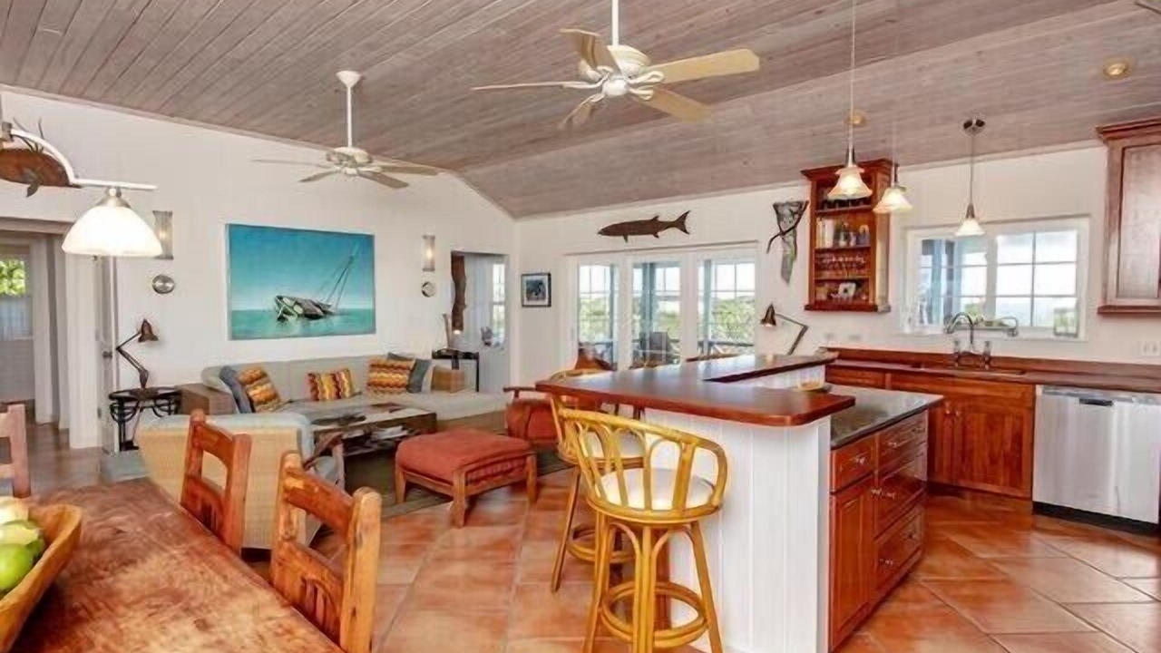 Photo of Bedroom in Staniel Cay