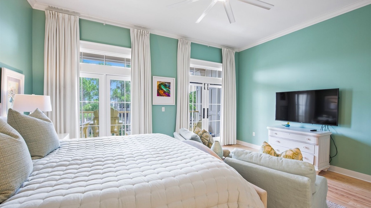 Photo of Bedroom in Beach District