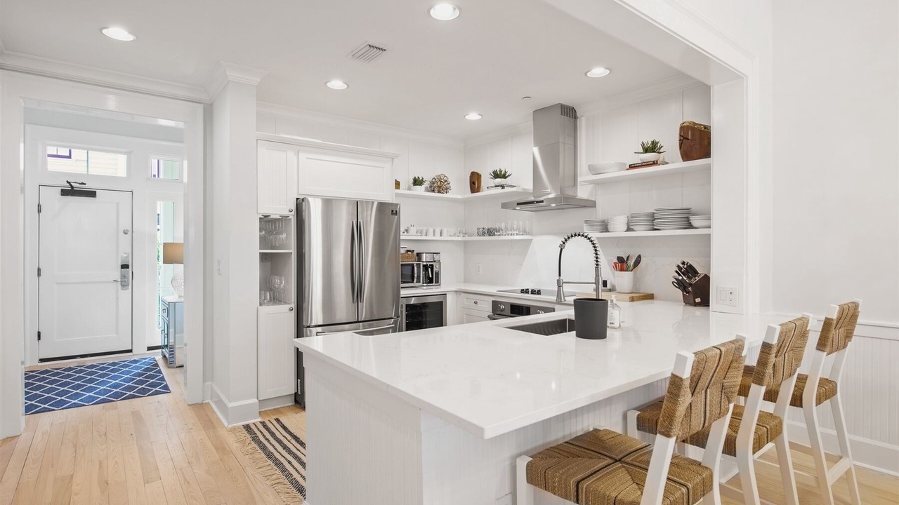 Photo of Kitchen in Beach District