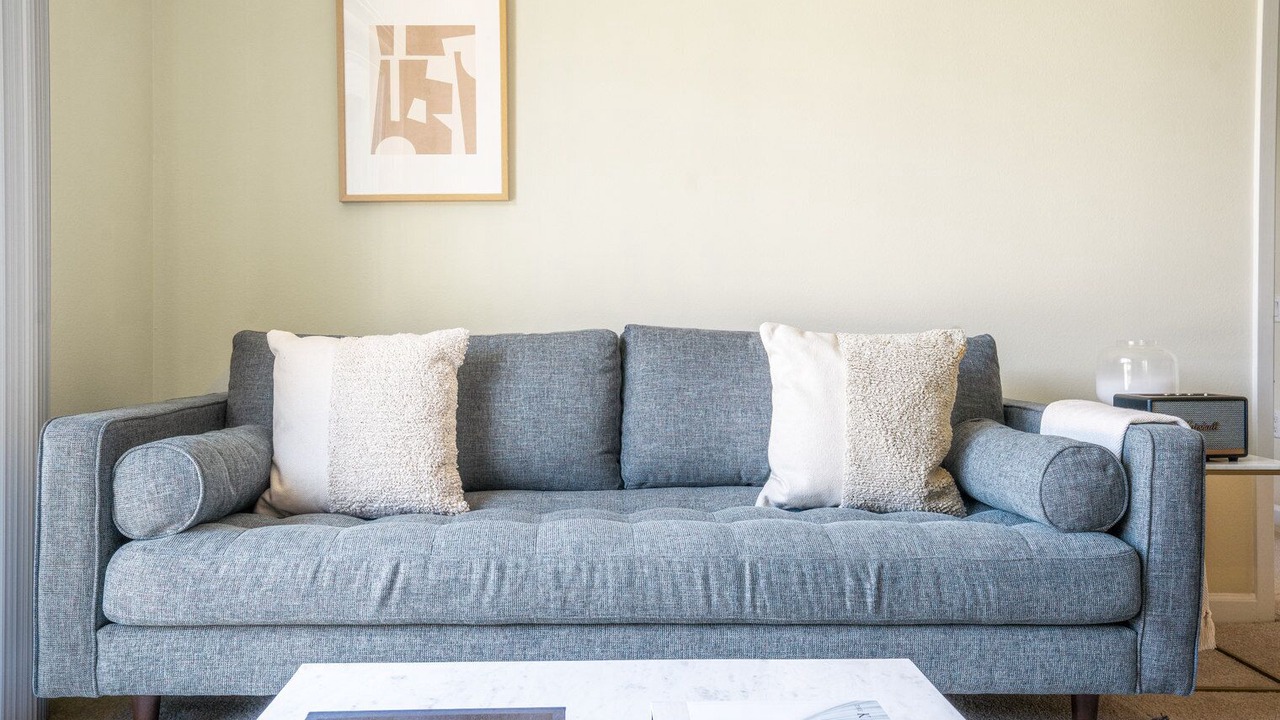Photo of Livingroom in San Bruno