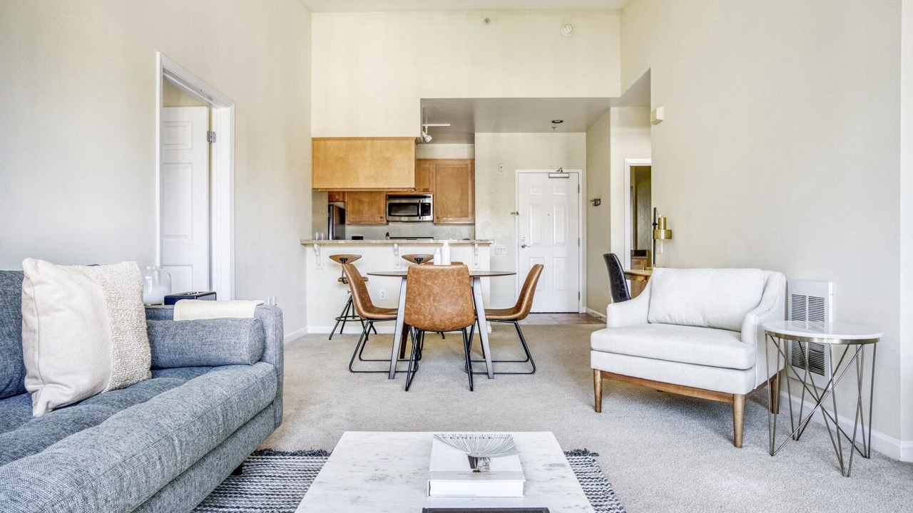 Photo of Livingroom in San Bruno