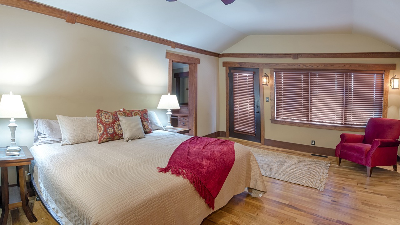 Photo of Bedroom in Frankfort