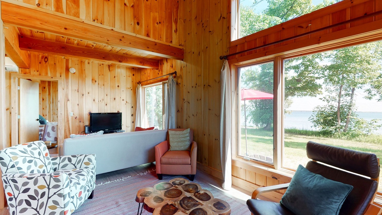 Photo of Livingroom in North Hero