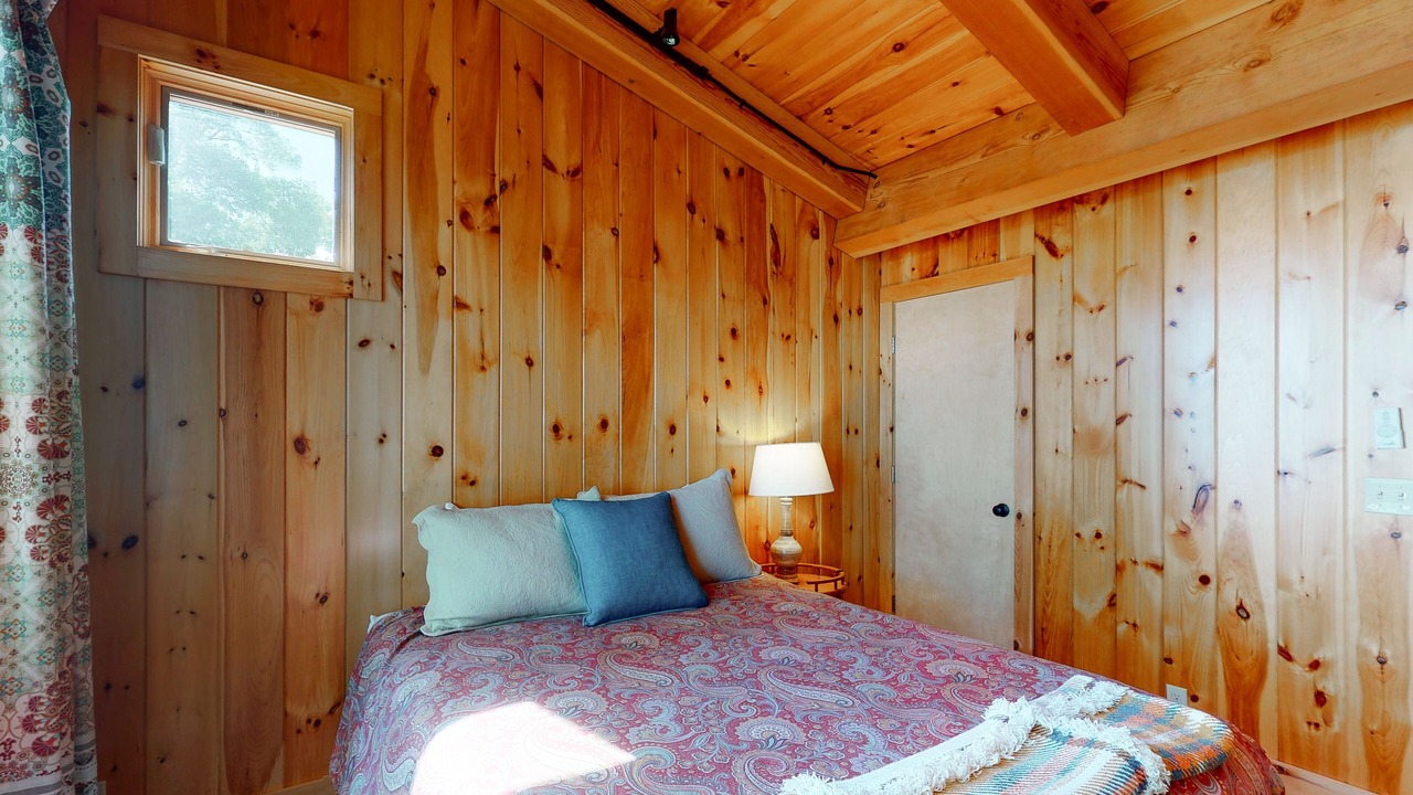 Photo of Bedroom in North Hero