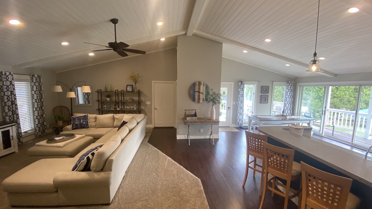 Photo of Livingroom in Ferrysburg