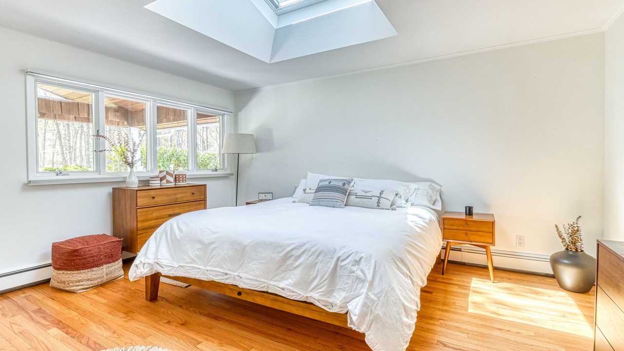 Photo of Bedroom in Hay Beach