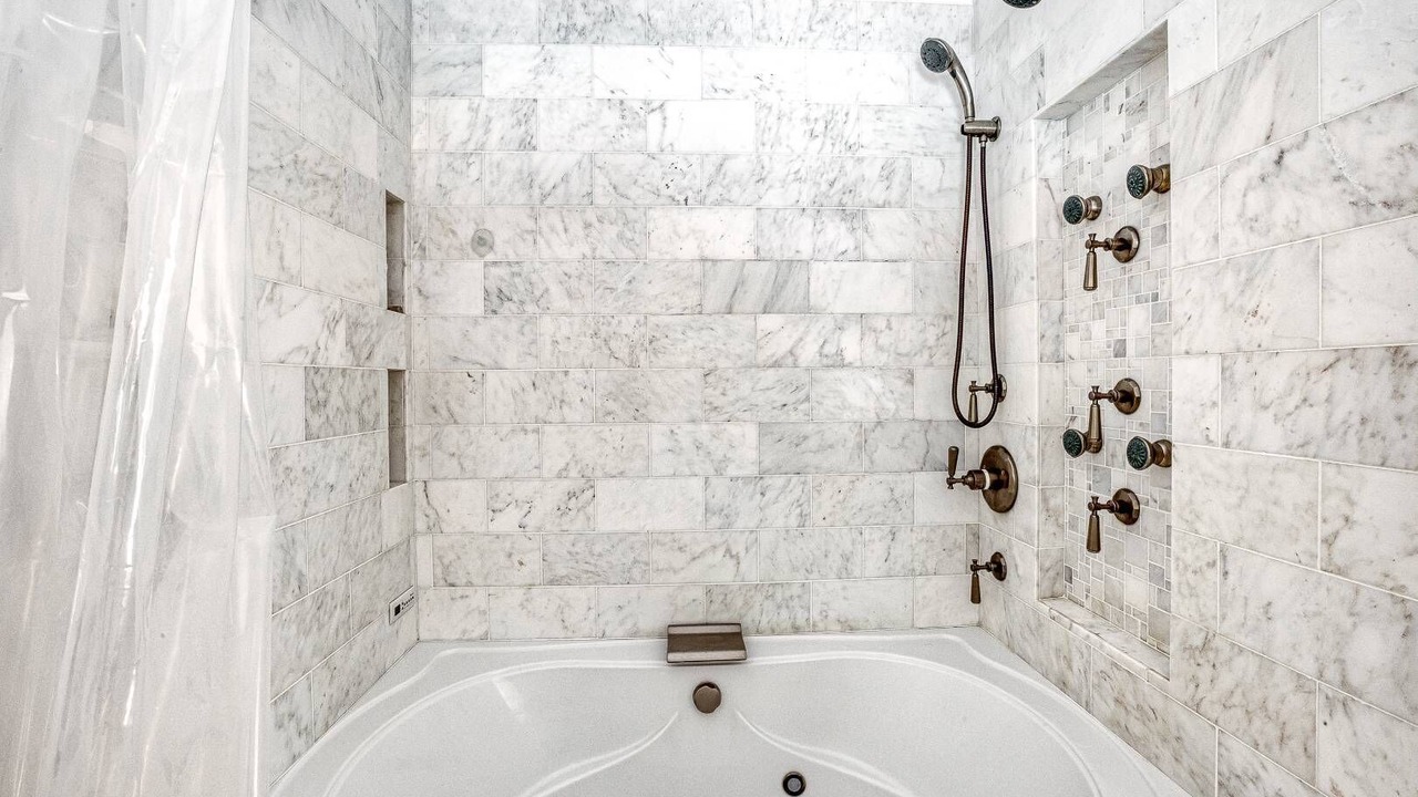 Photo of Bathroom in Hay Beach