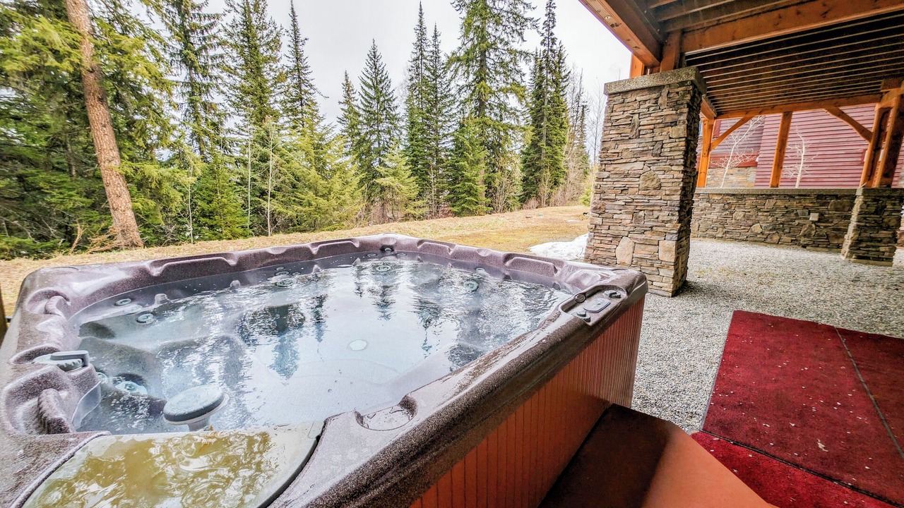 Photo of Outdoor in Golden