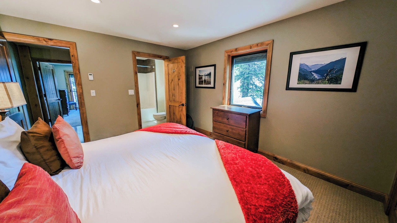 Photo of Bedroom in Golden