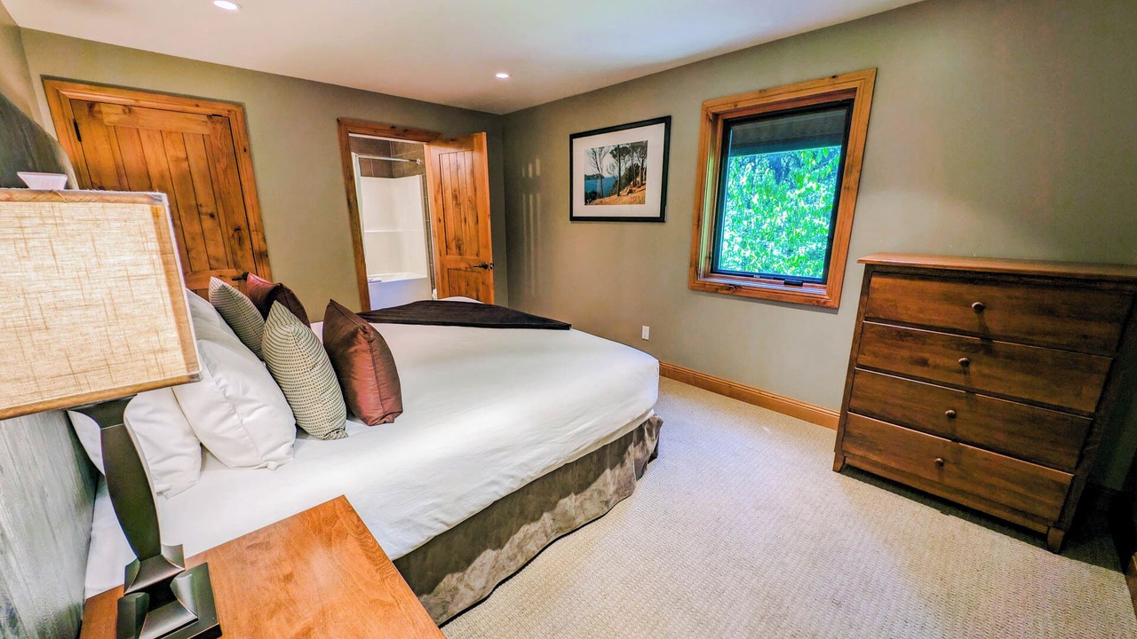 Photo of Bedroom in Golden