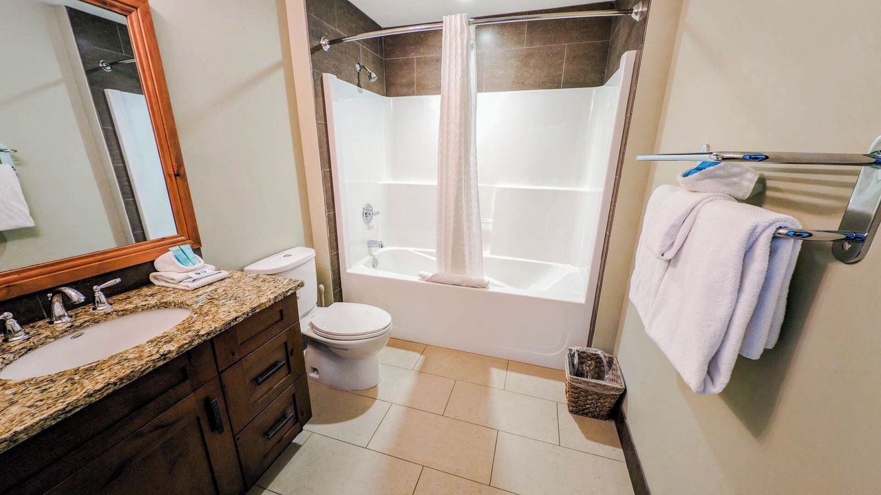 Photo of Bathroom in Golden