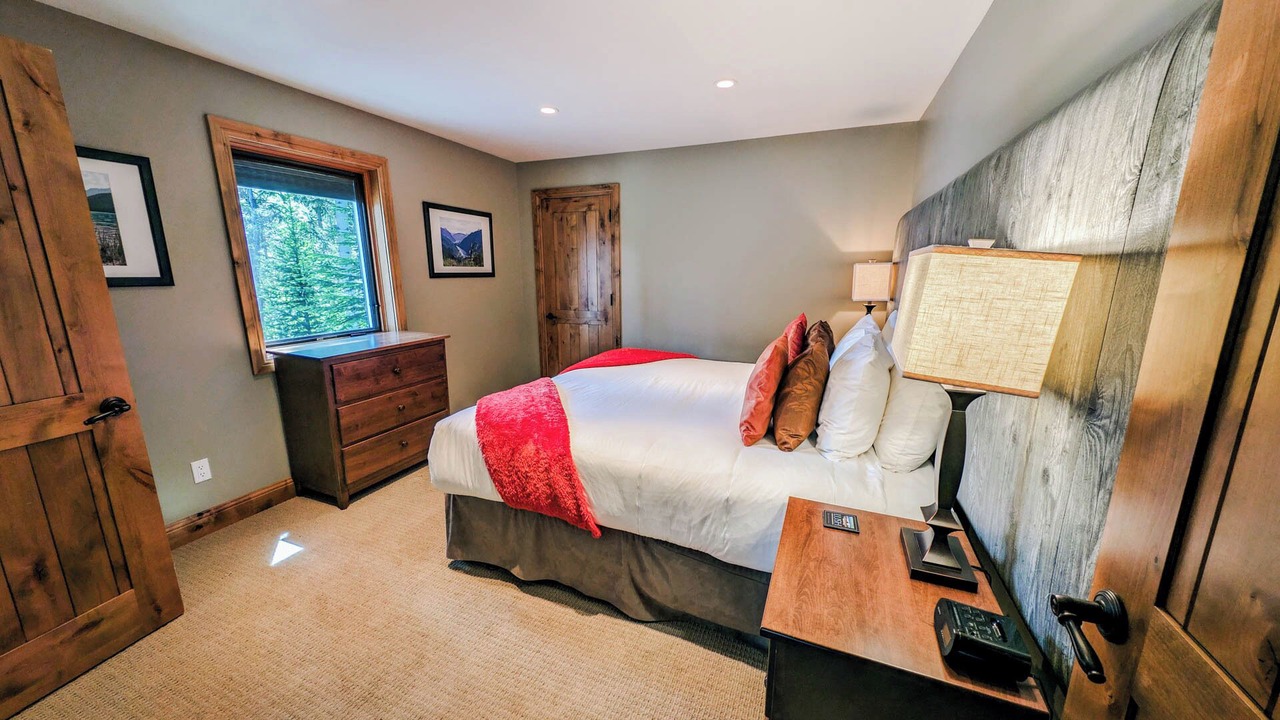 Photo of Bedroom in Golden