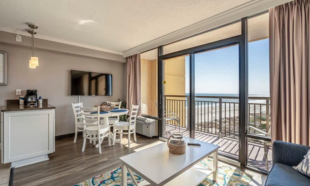 Photo of Livingroom in Myrtle Beach
