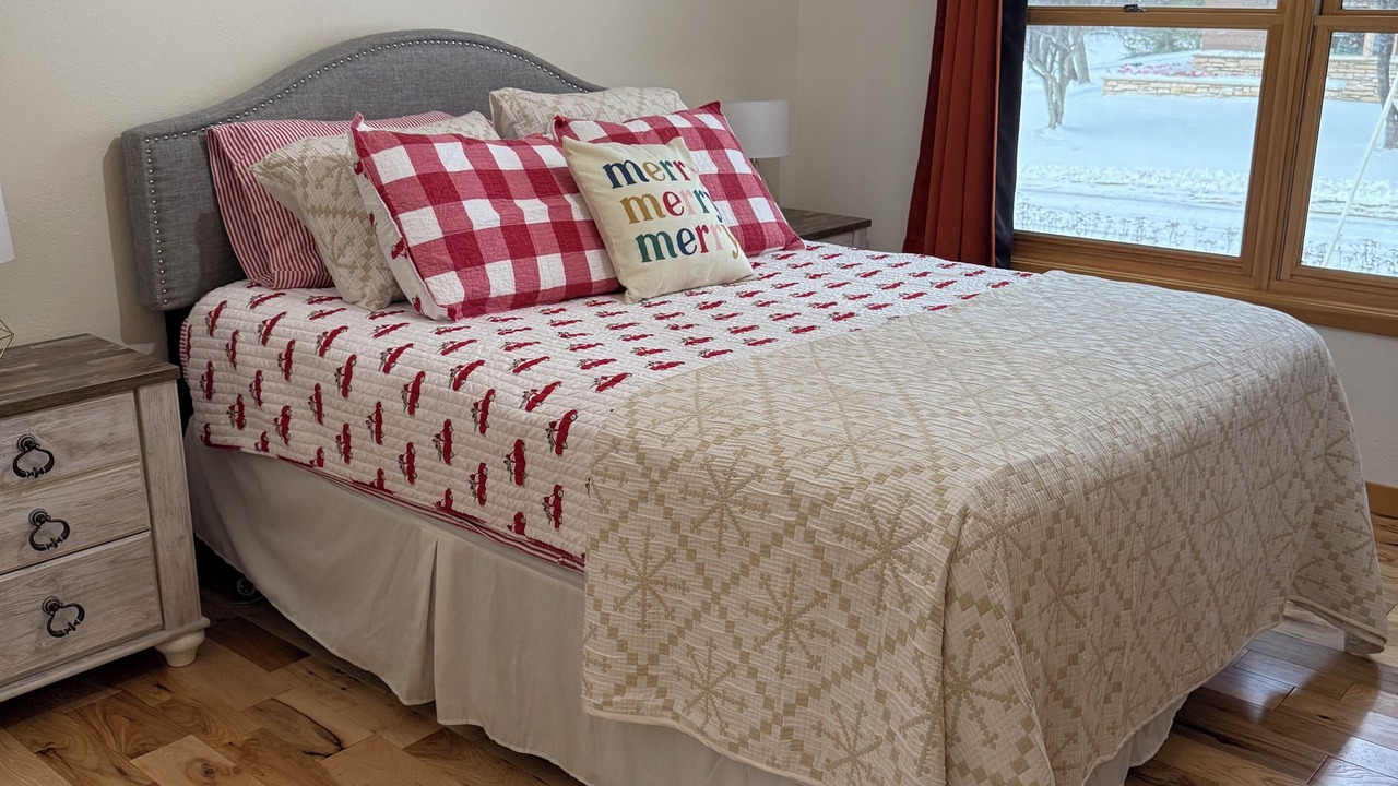 Photo of Bedroom in Eagle River