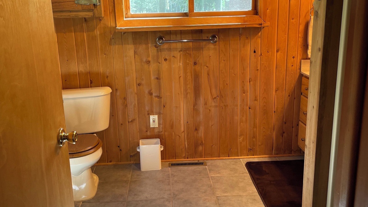 Photo of Bathroom in Branch