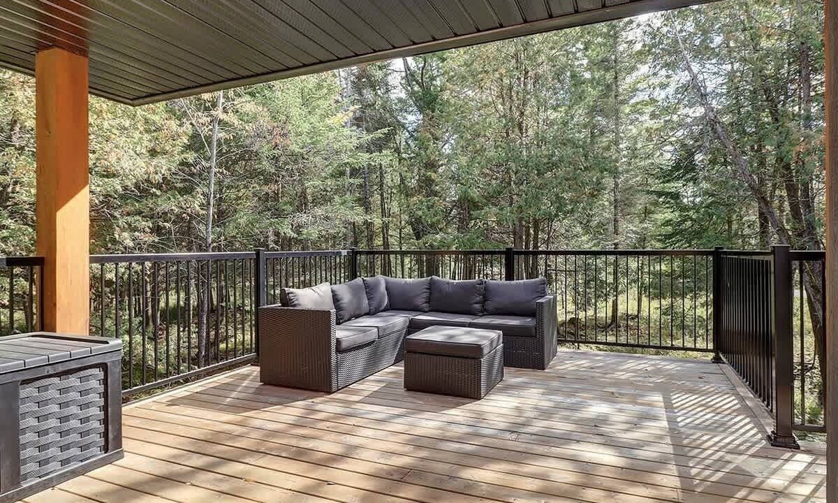 Photo of Patio Balcony in Stanstead Township