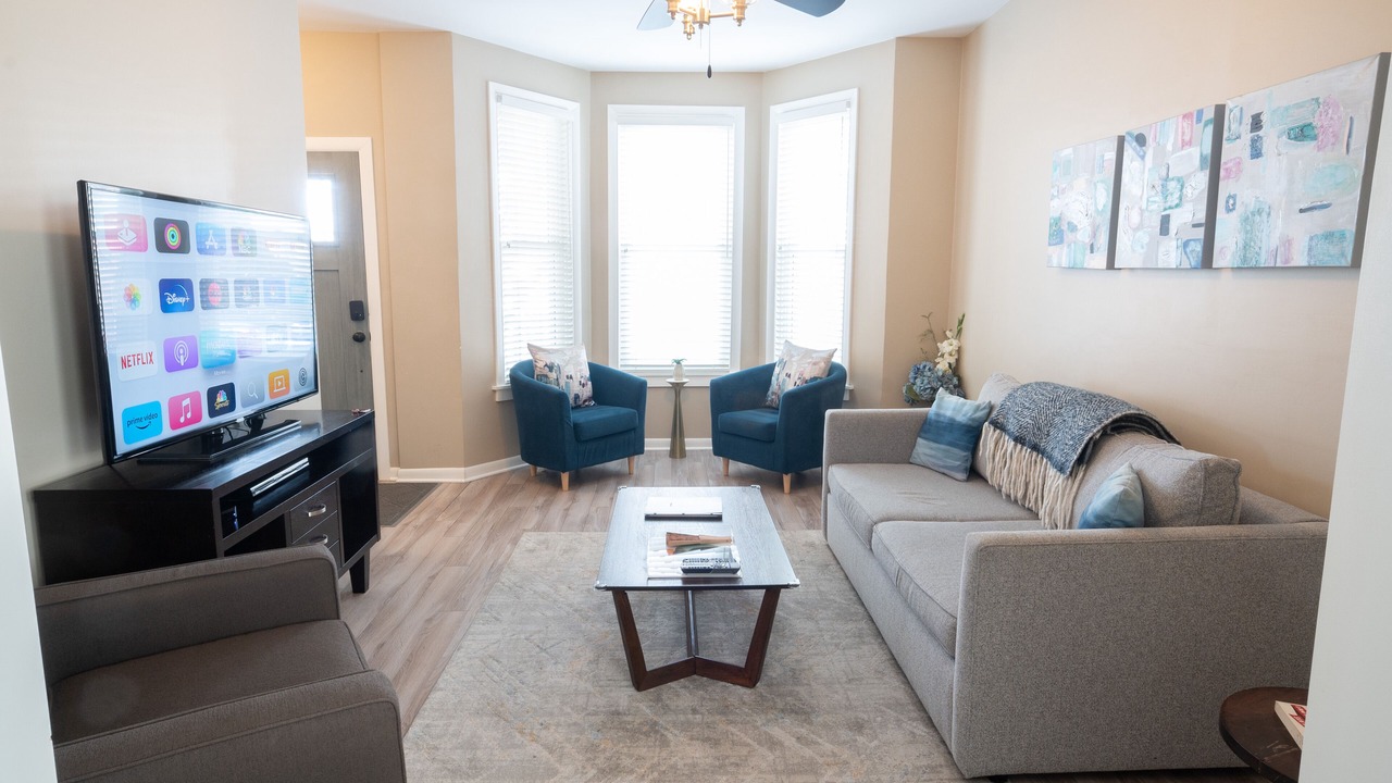 Photo of Bedroom in North Center