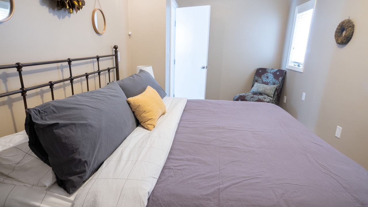 Photo of Bedroom in North Center