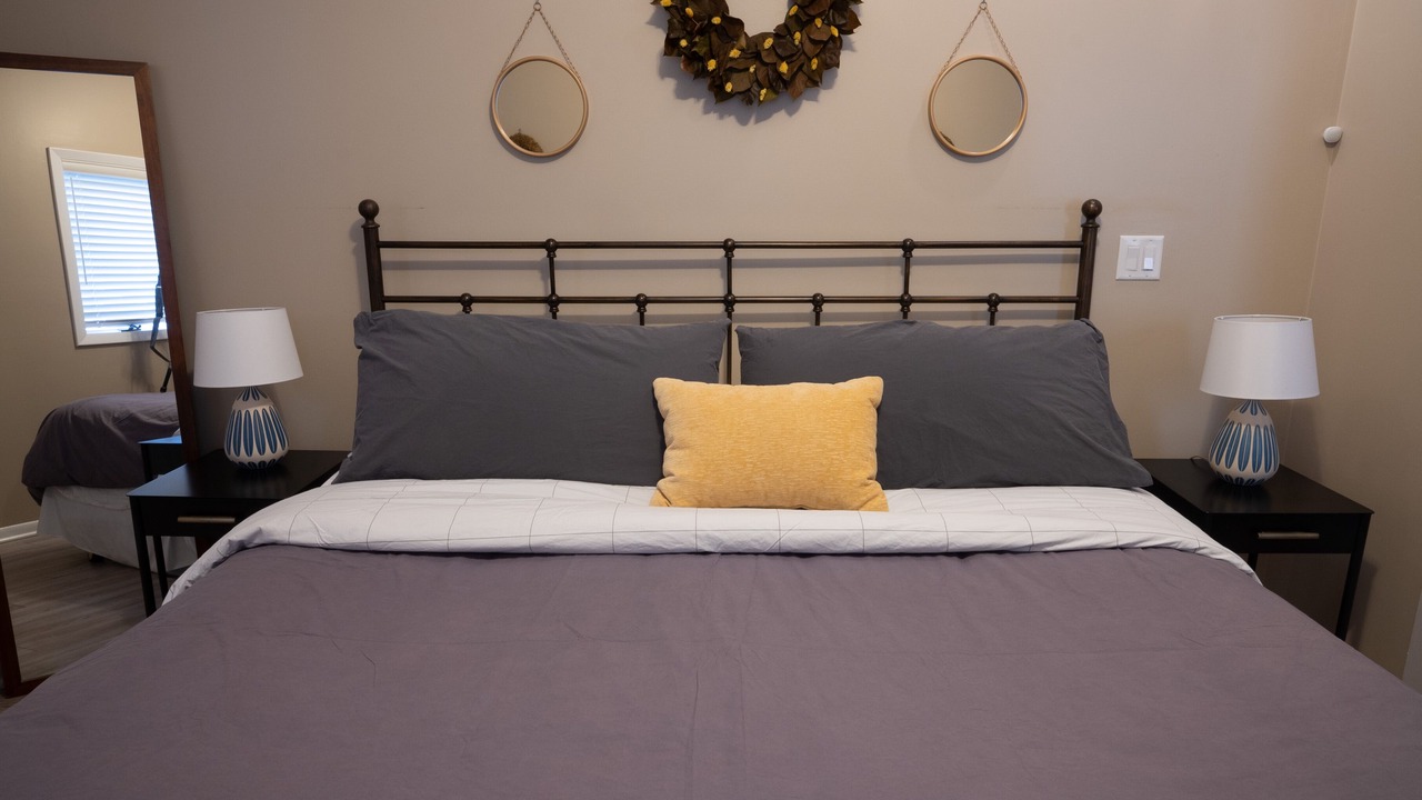 Photo of Bedroom in North Center