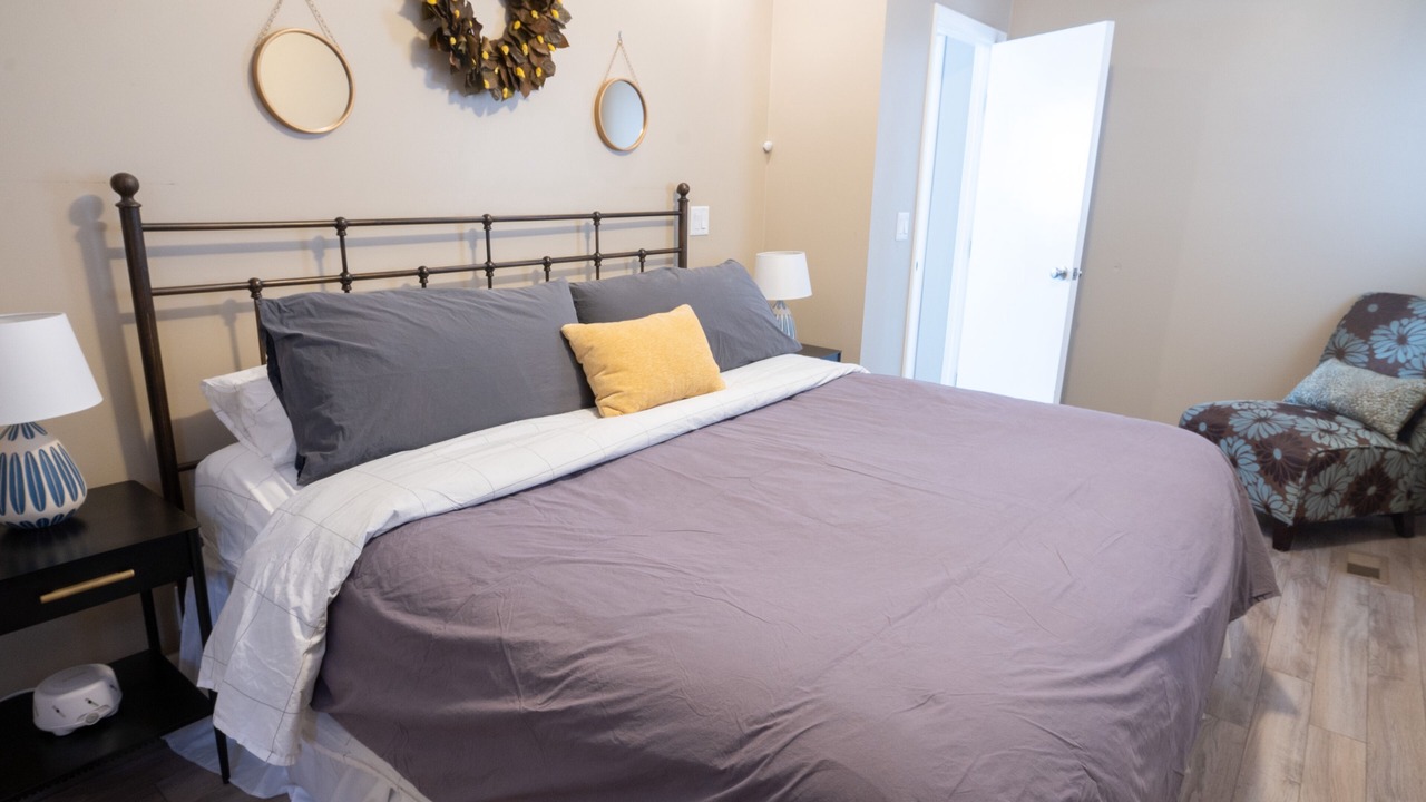 Photo of Bedroom in North Center