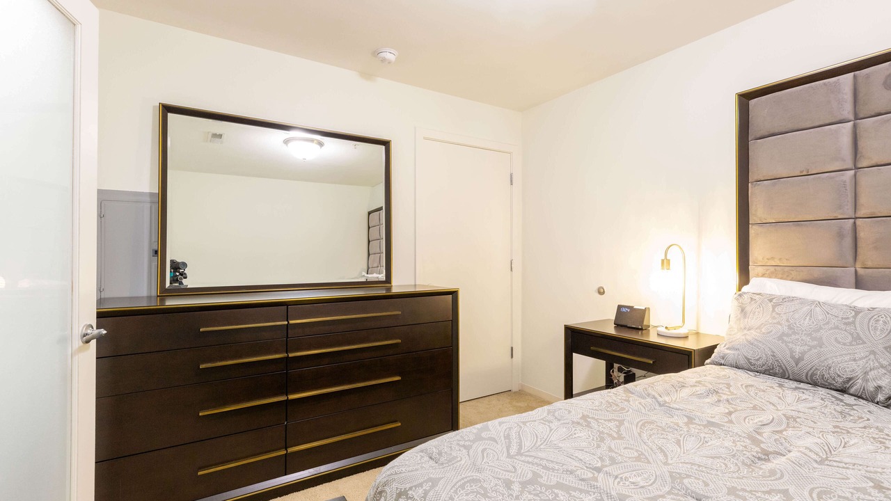 Photo of Bedroom in Evanston