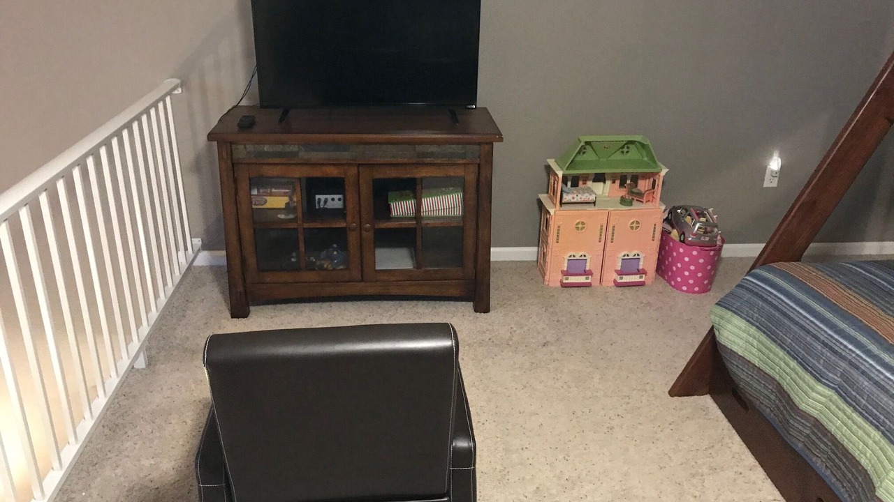 Photo of Bedroom in Camdenton