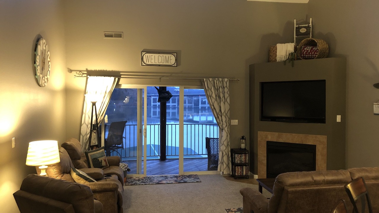 Photo of Livingroom in Camdenton
