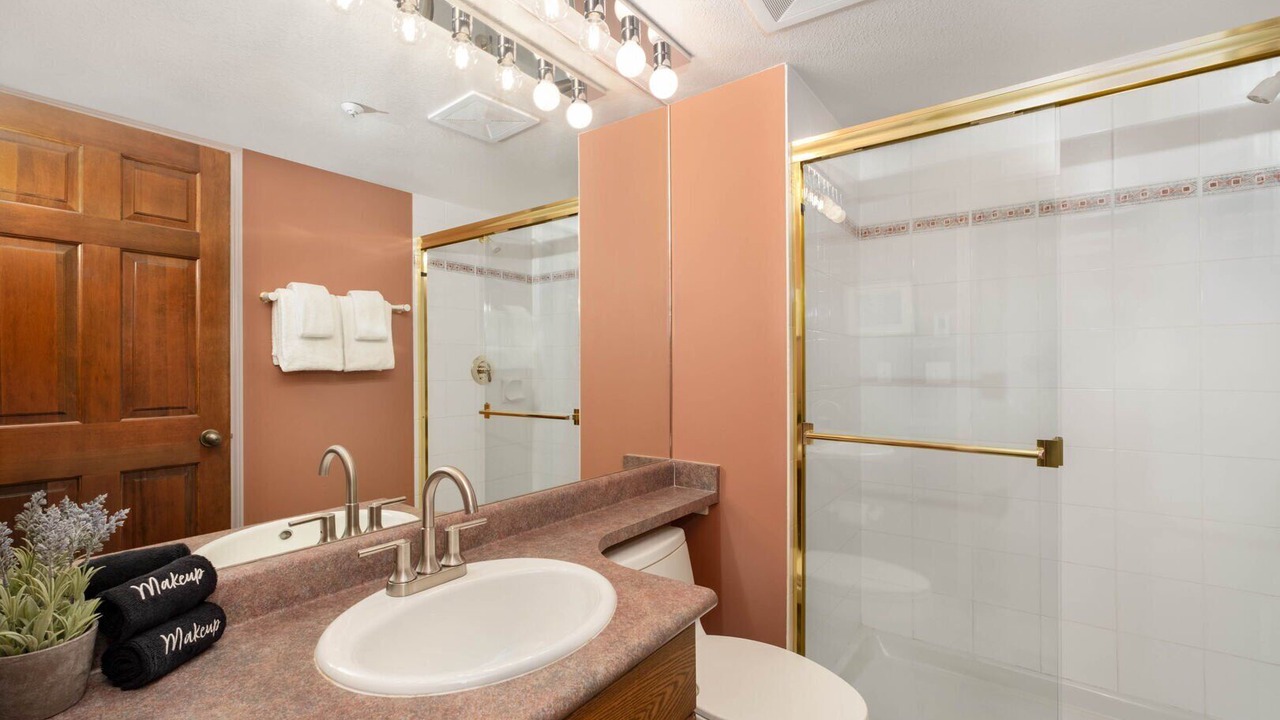 Photo of Bathroom in Blueberry Hill