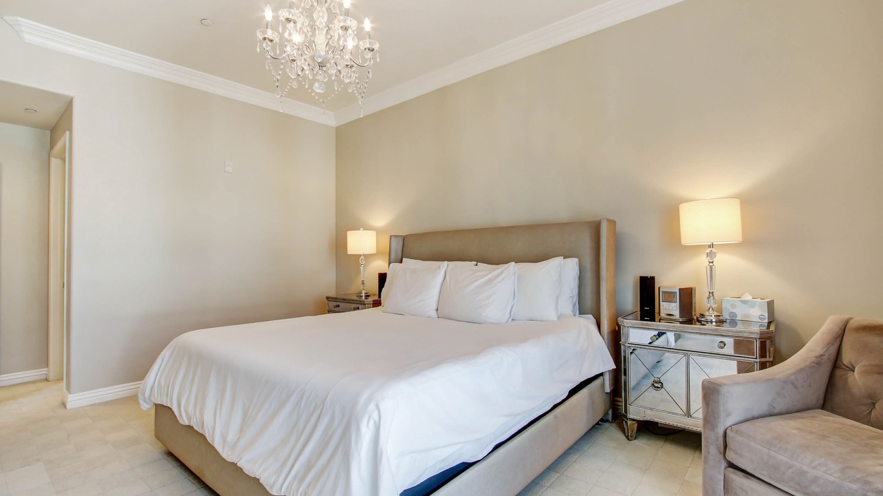 Photo of Bedroom in Downtown