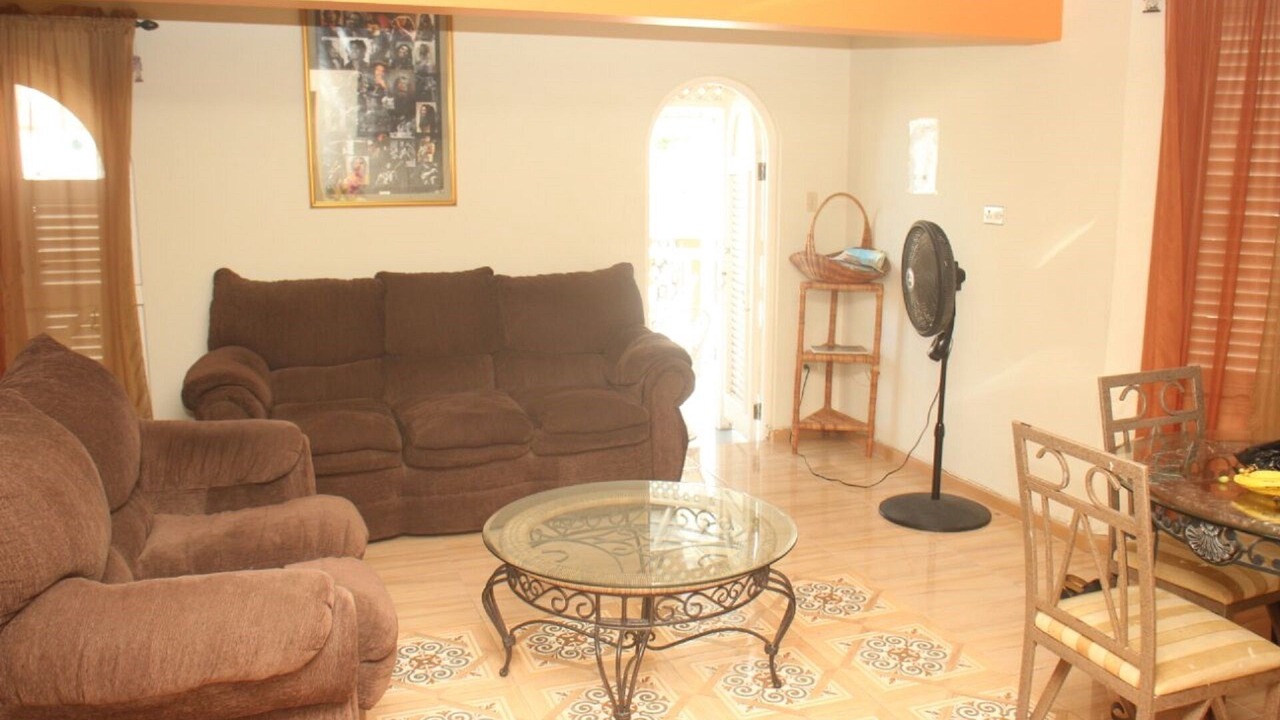 Photo of Livingroom in Ocho Rios