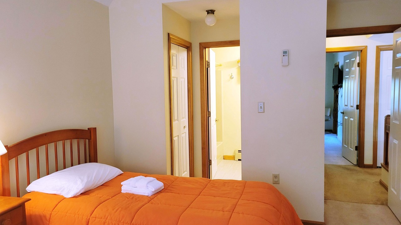 Photo of Bedroom in Lincoln
