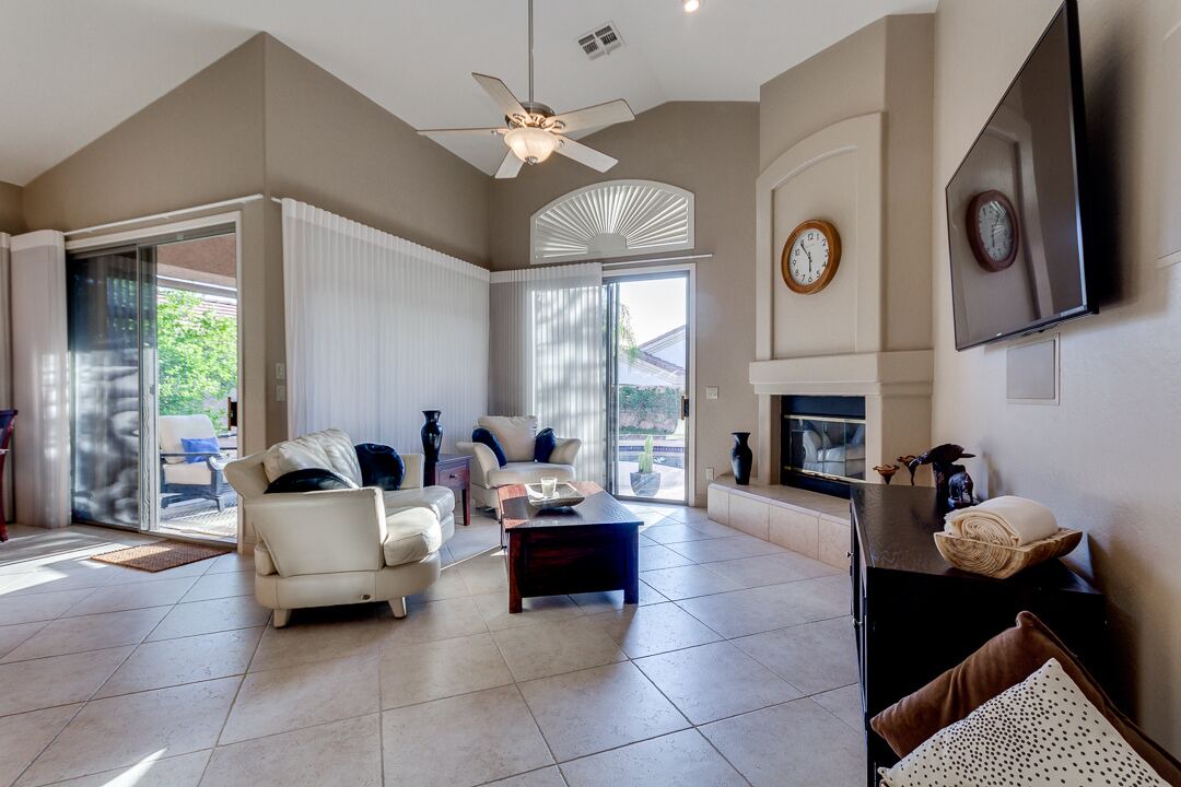Photo of Livingroom in Red Mountain Ranch