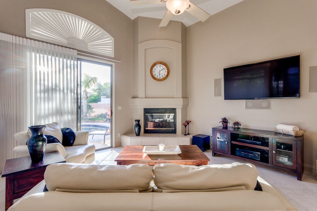 Photo of Livingroom in Red Mountain Ranch