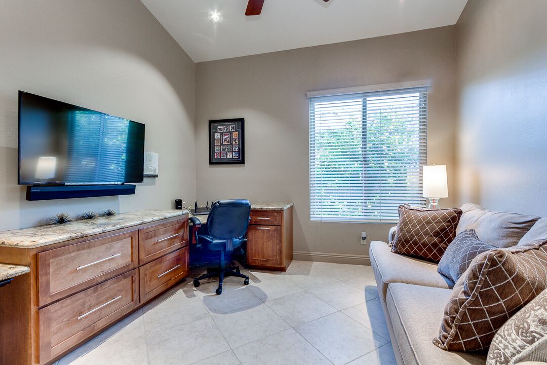 Photo of Livingroom in Red Mountain Ranch