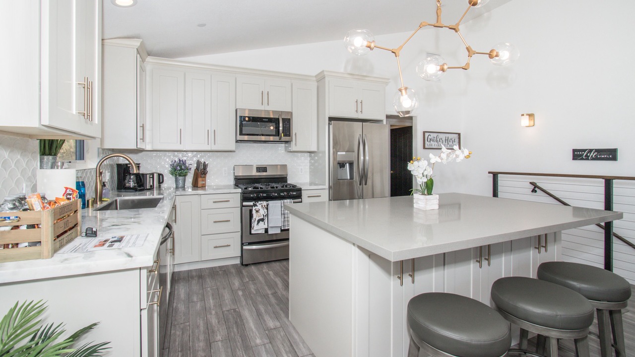 Photo of Kitchen in Edgemar - Pacific Manor