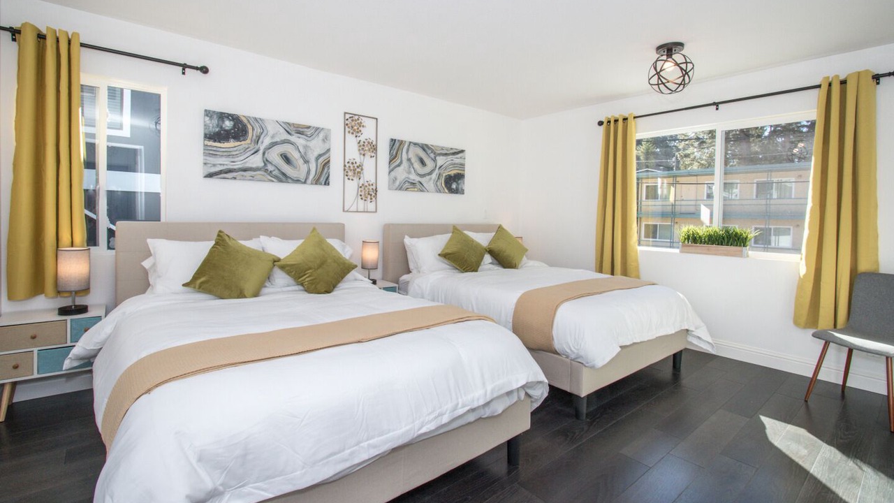 Photo of Bedroom in Edgemar - Pacific Manor