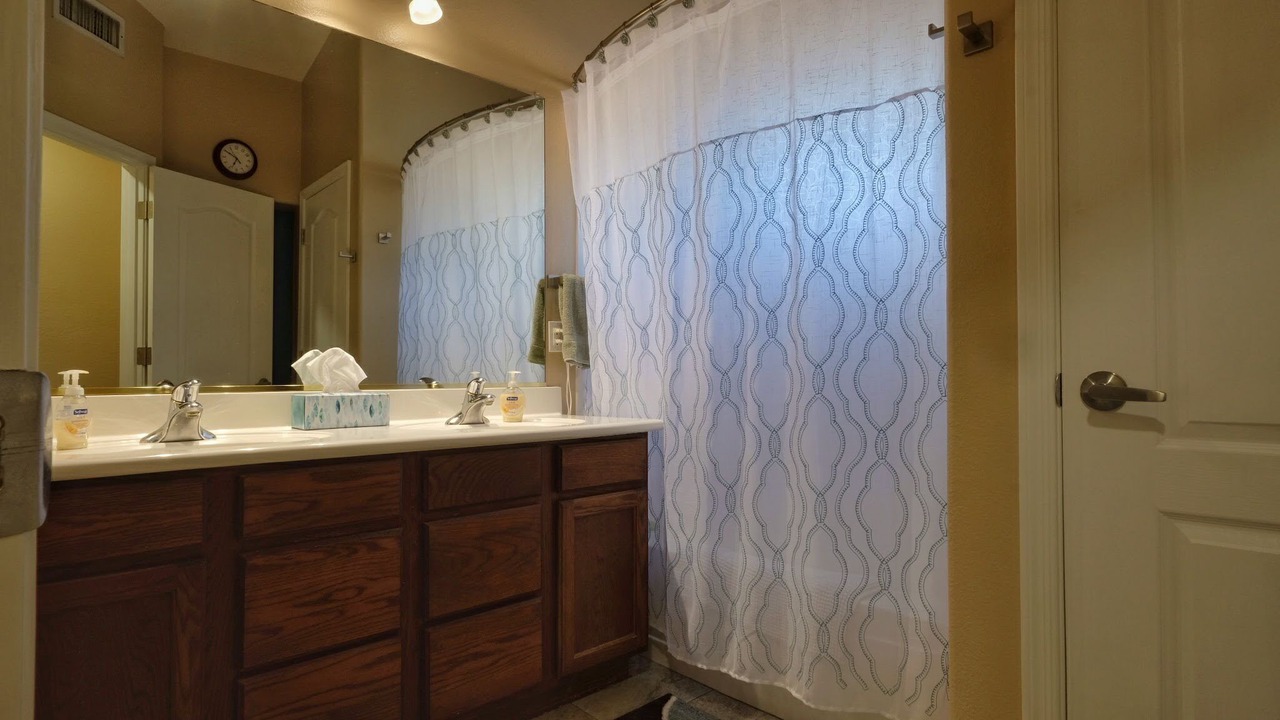 Photo of Bathroom in Adobe Highlands