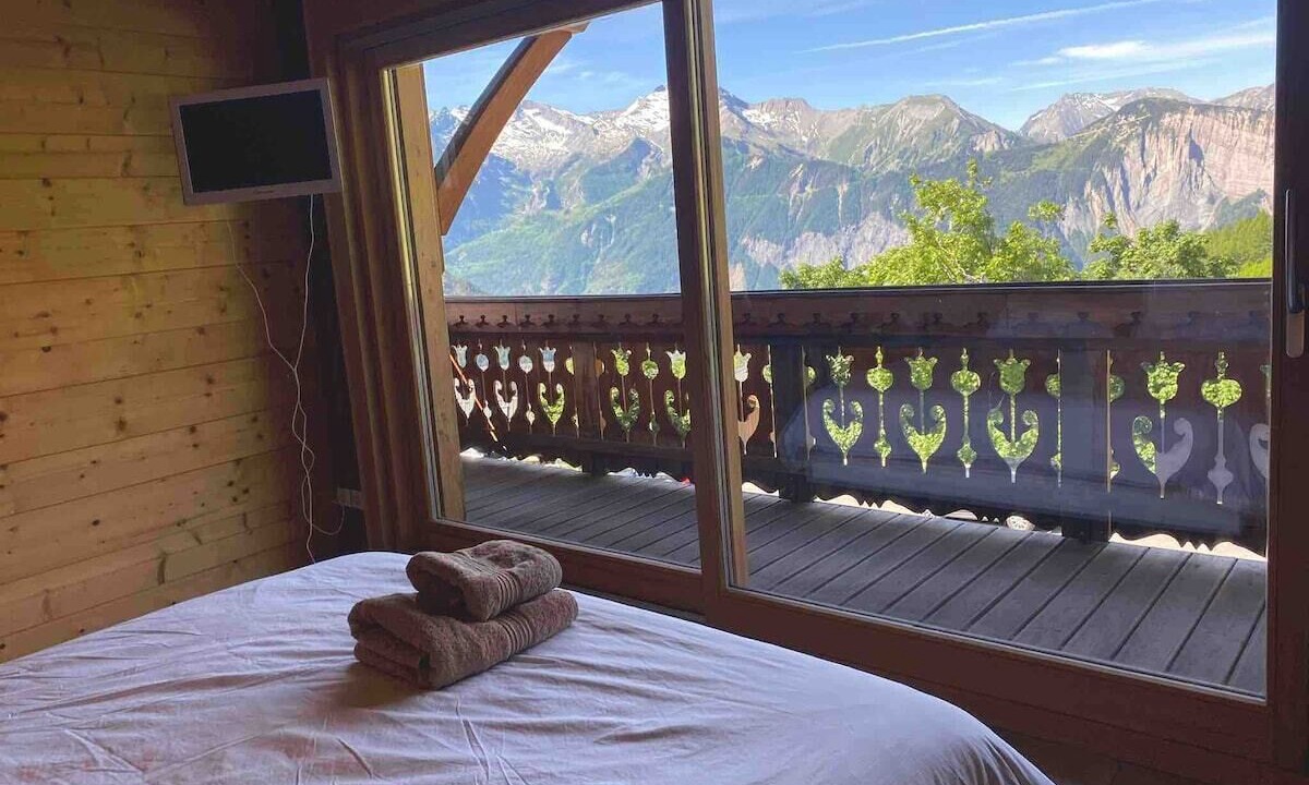 Photo of Patio Balcony in Huez-en-Oisans