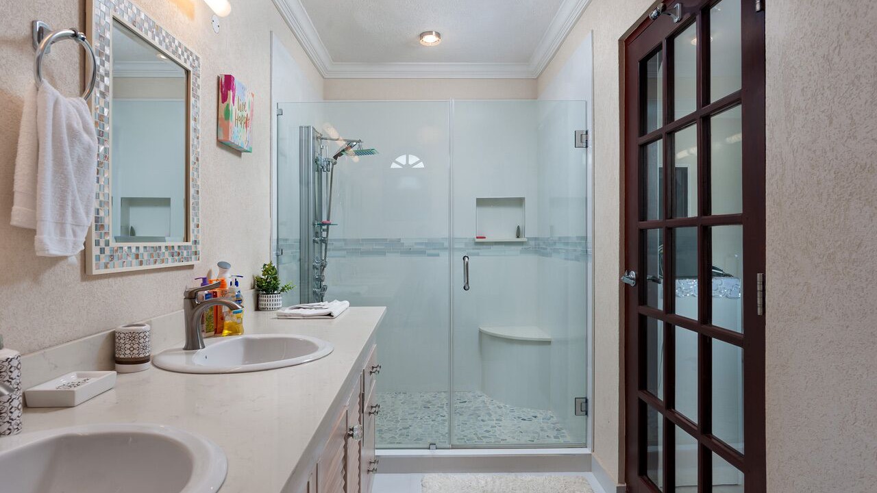 Photo of Bathroom in Clermont