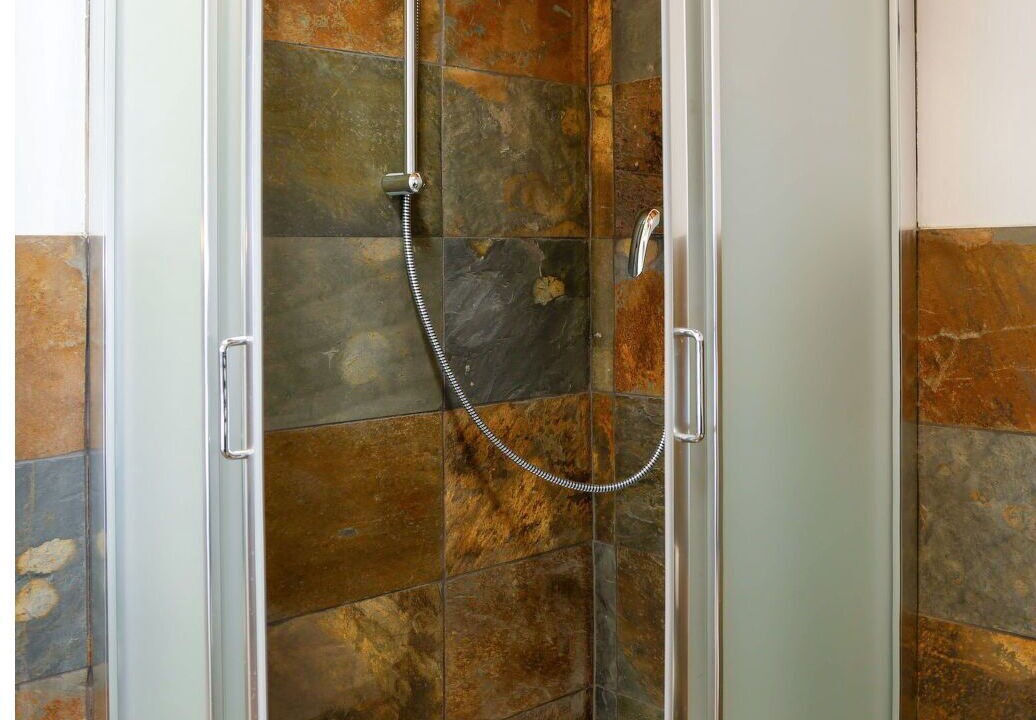 Photo of Bathroom in Raveo
