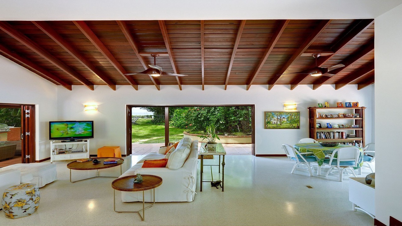 Photo of Livingroom in Folkestone