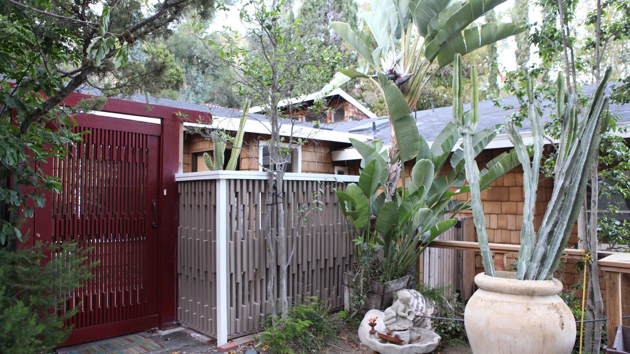 Photo of Outdoor in Hollywood Hills West