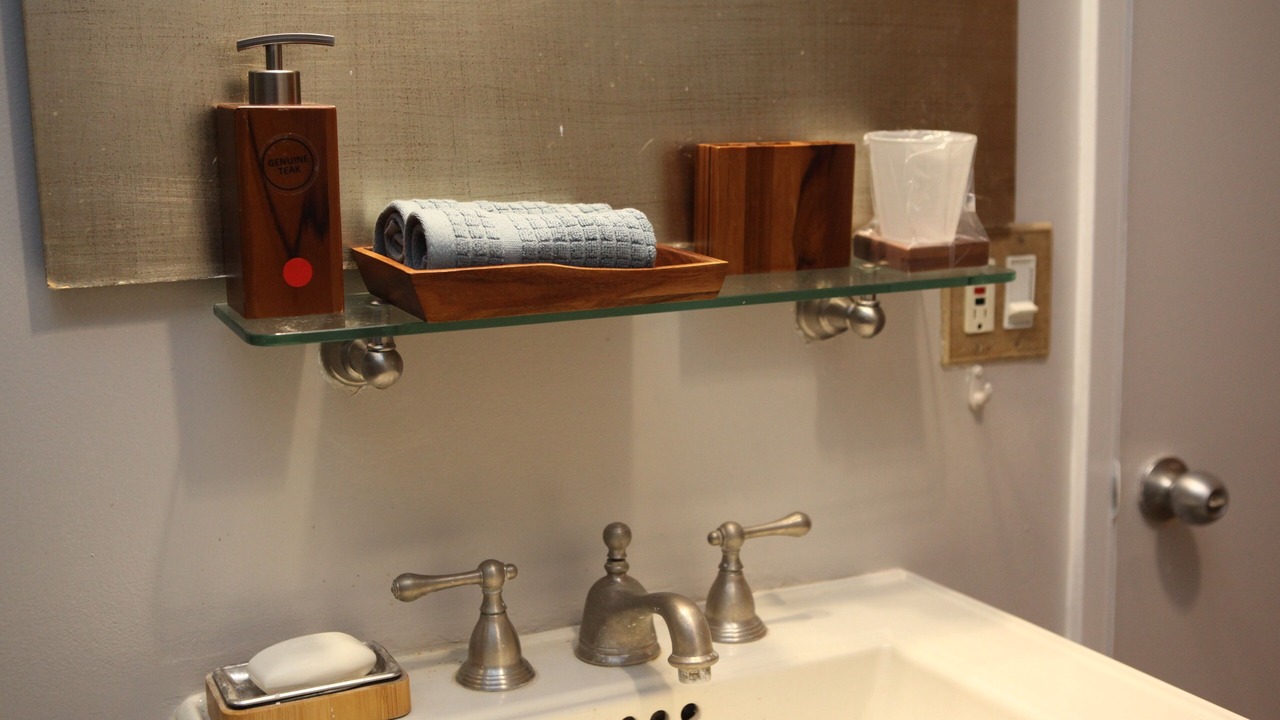 Photo of Bathroom in Hollywood Hills West