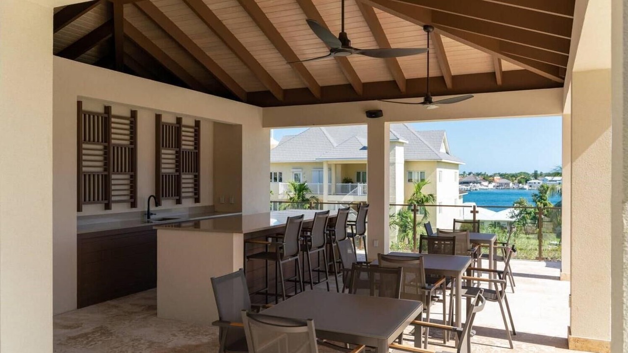 Photo of Outdoor in Paradise Island