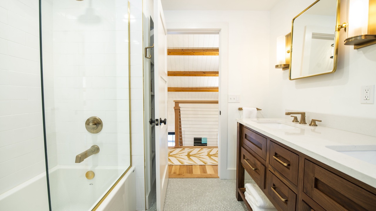 Photo of Bathroom in Jericho