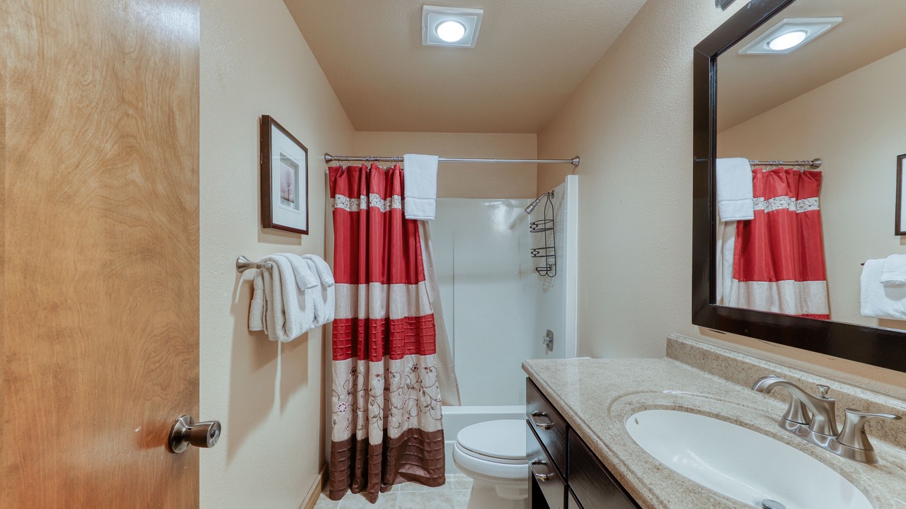 Photo of Bathroom in Sunriver