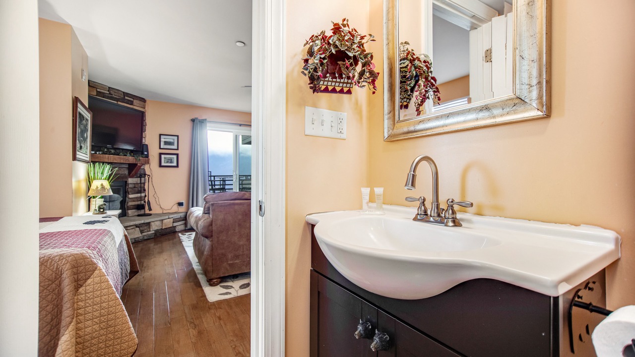 Photo of Bathroom in Chalet Village