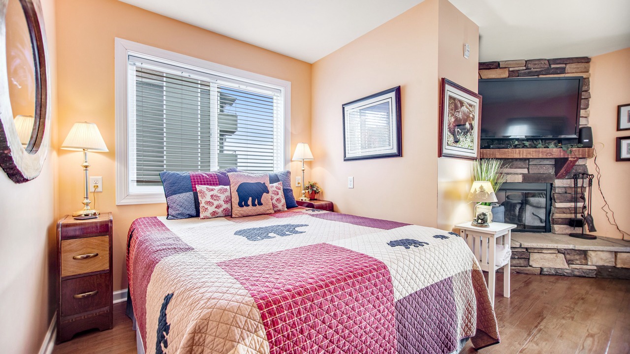 Photo of Bedroom in Chalet Village